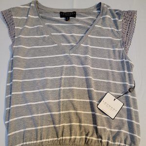 LAUNDRY by Shelli Segal NWT V-Neck Smocked Blouse - M